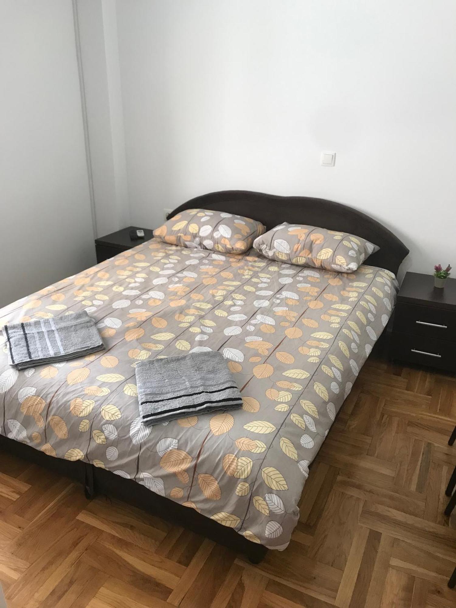 Guest House Sani Skopje Esterno foto